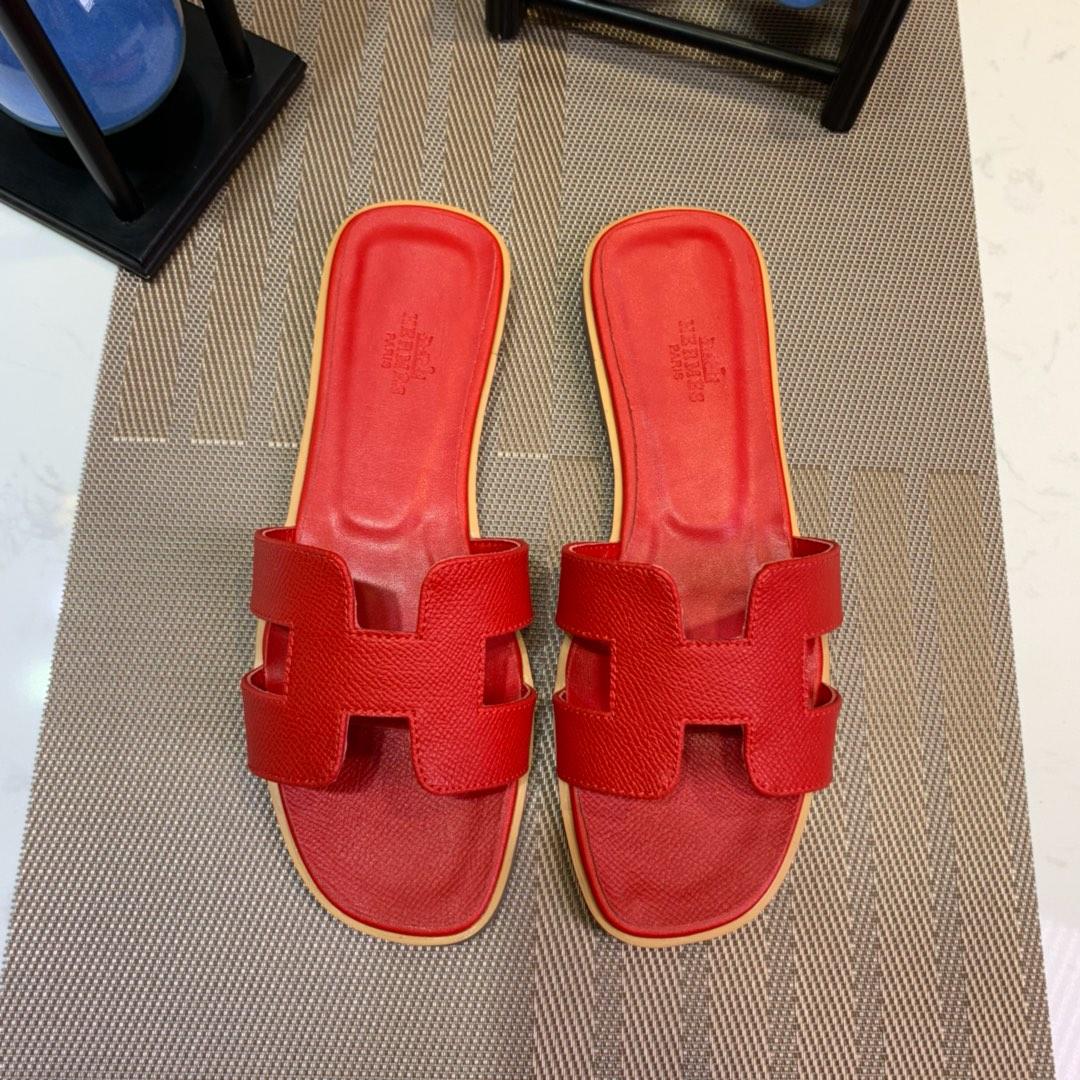 Hermes 紅色荔枝紋H拖鞋,>