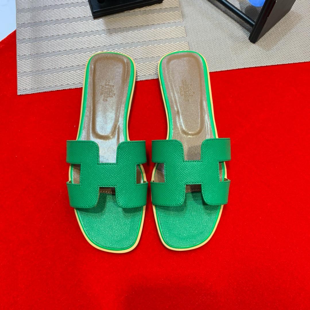 Hermes 綠色荔枝紋H拖鞋,>